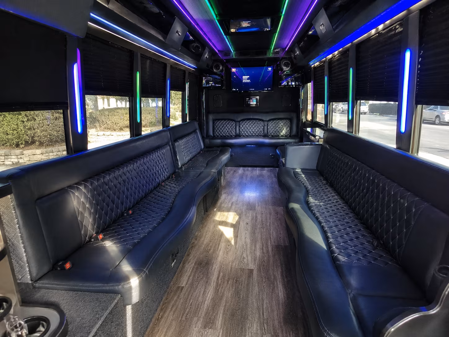 chattanooga 15 passenger party bus interior