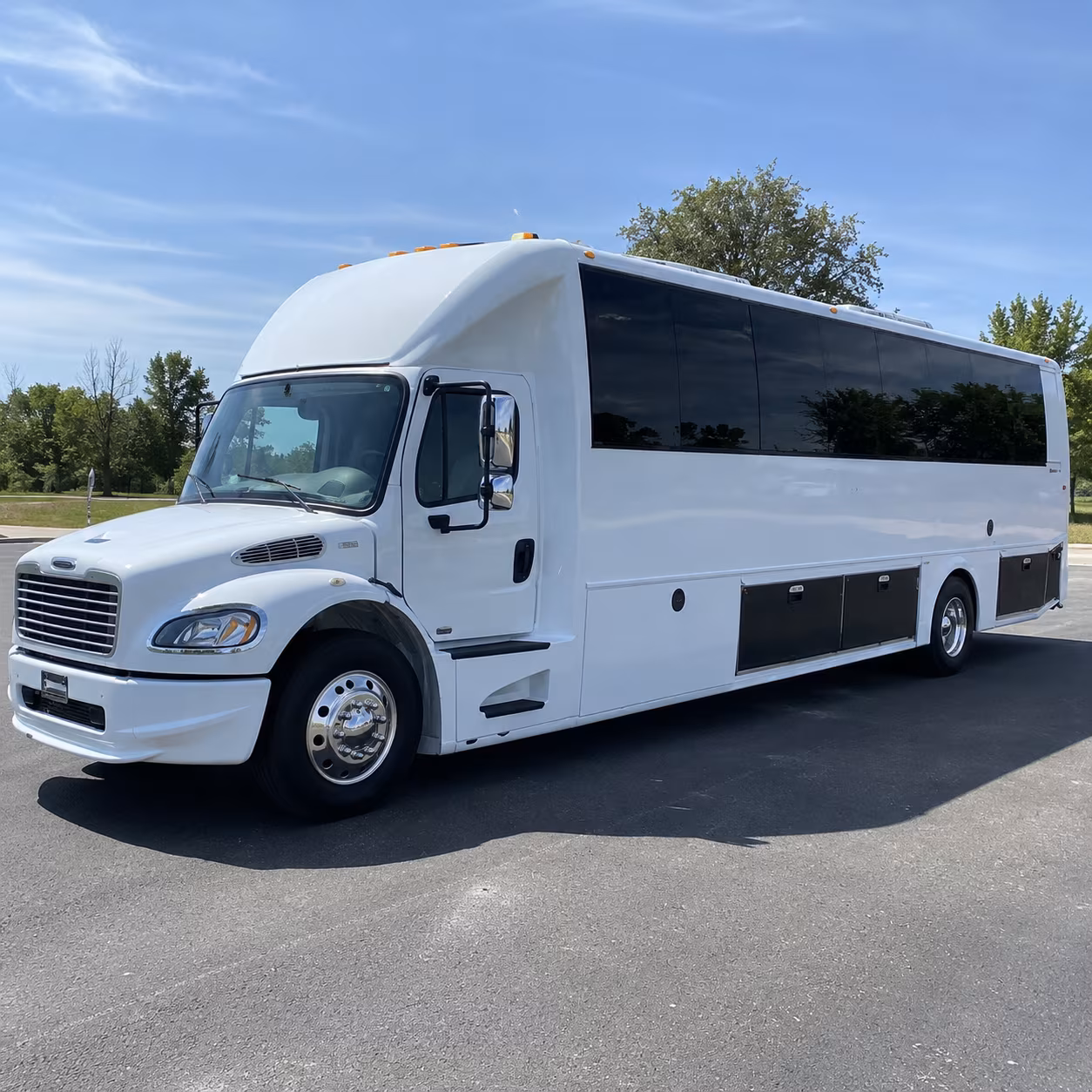 chattanooga 40 passenger party bus