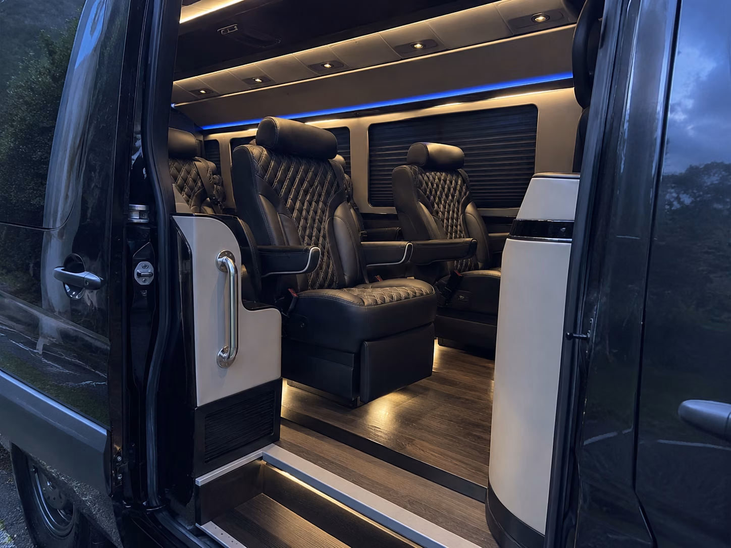 chattanooga concert transportation onboard seating