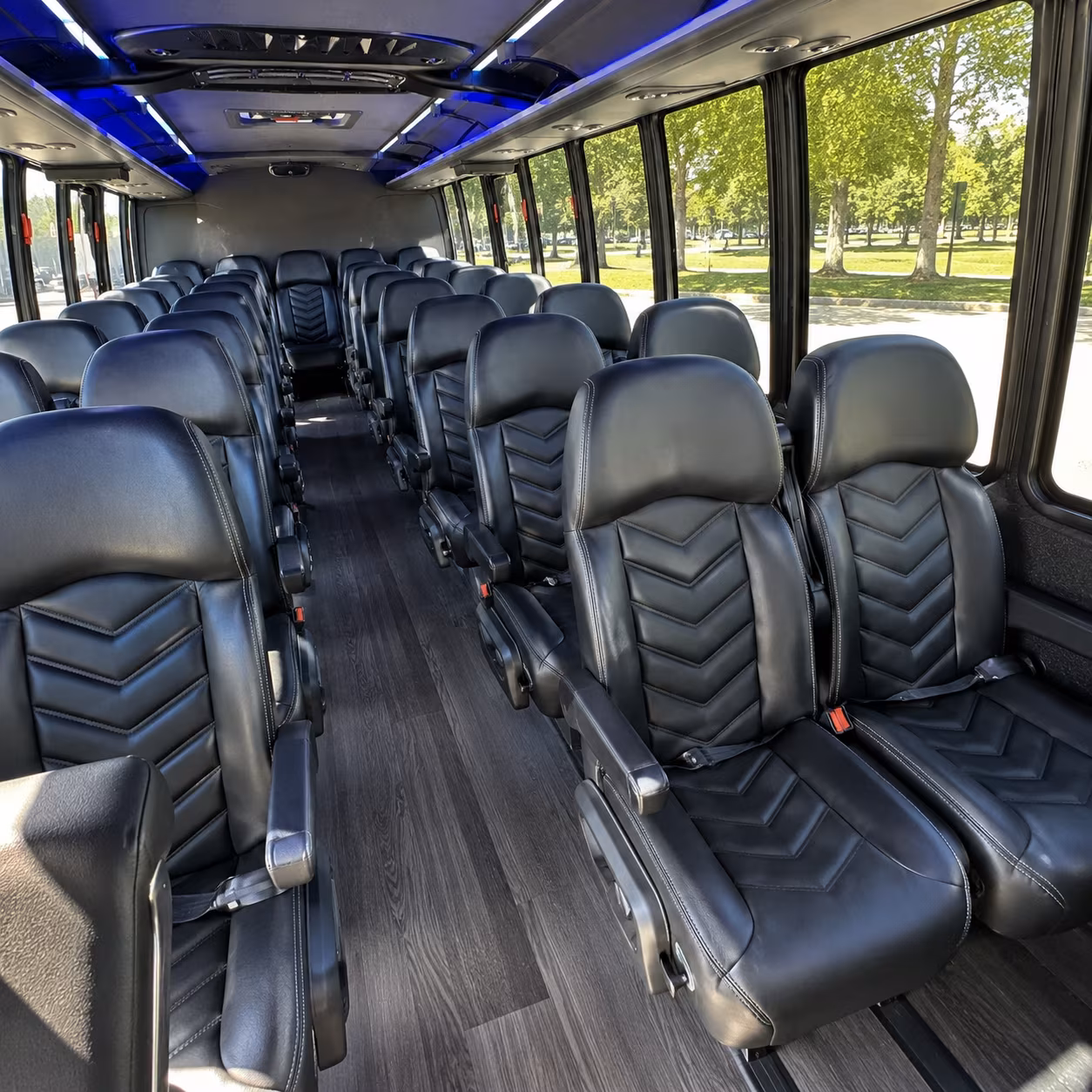 find the perfect transportation for your next airport transfer 1