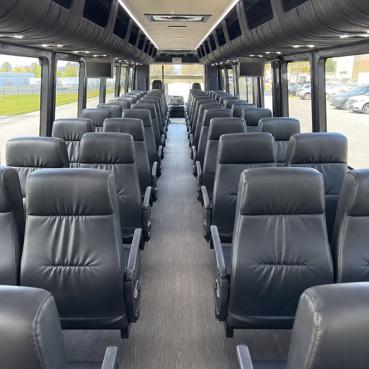 how trip duration and hourly rates affect bus rental costs in chattanooga