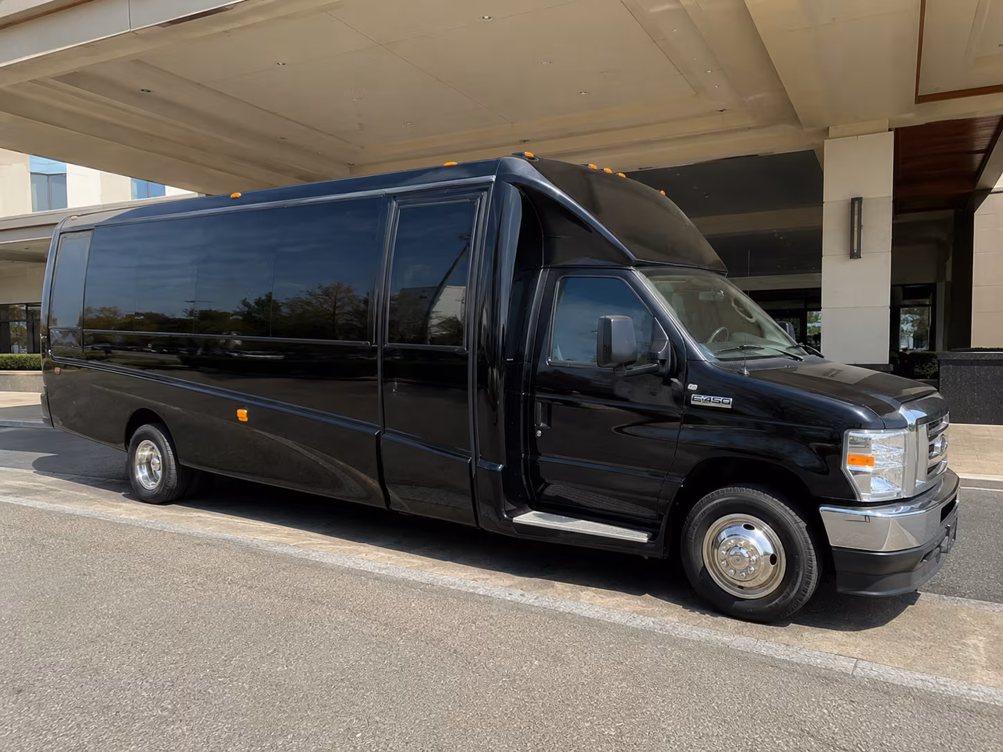 party bus rentals for chattanooga area proms