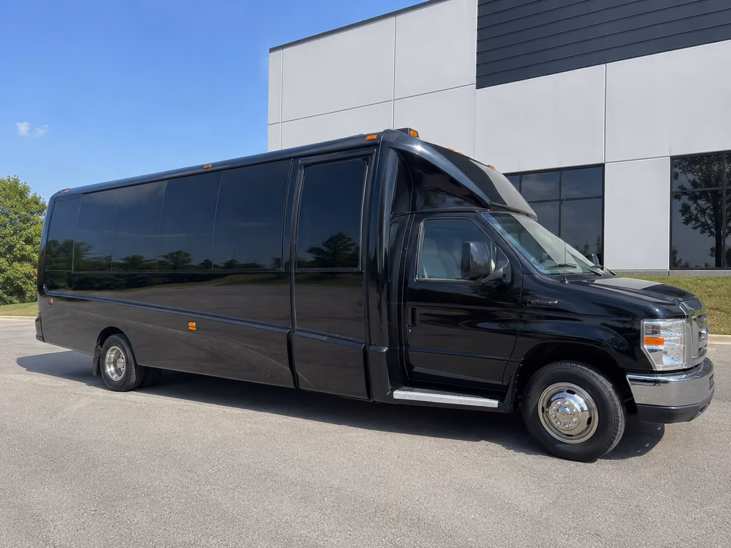 party buses for chattanooga bachelorette bar crawls through the southside